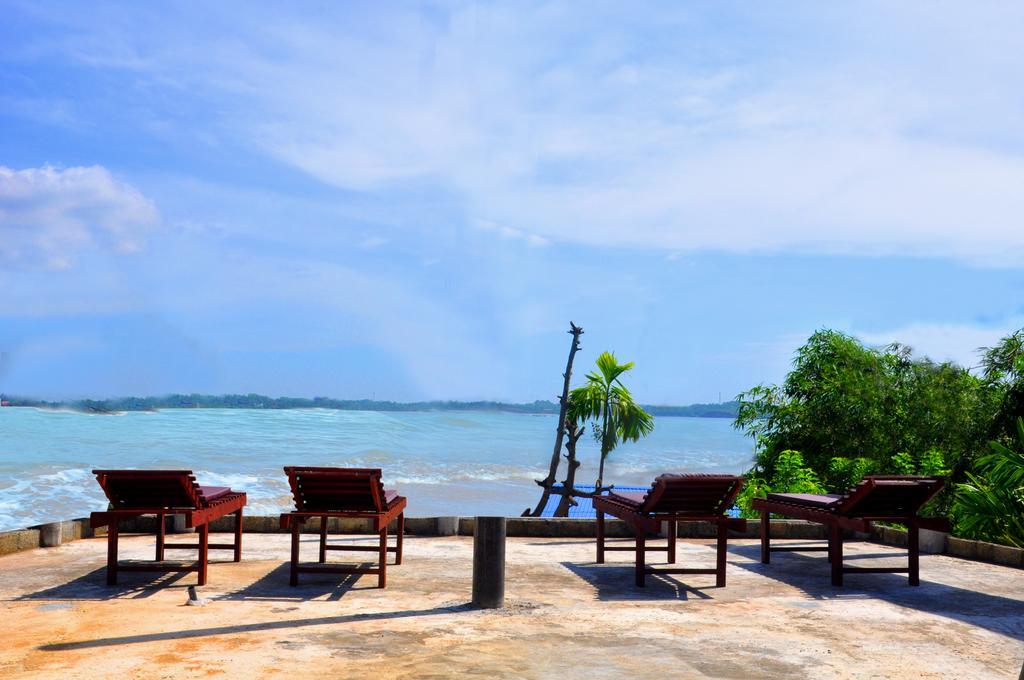 New Sandaruvilla Велигама Экстерьер фото